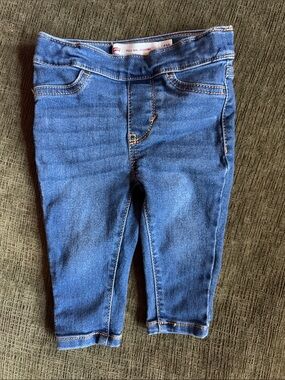 Baby Levi’s Pull-On Jeggings 6M